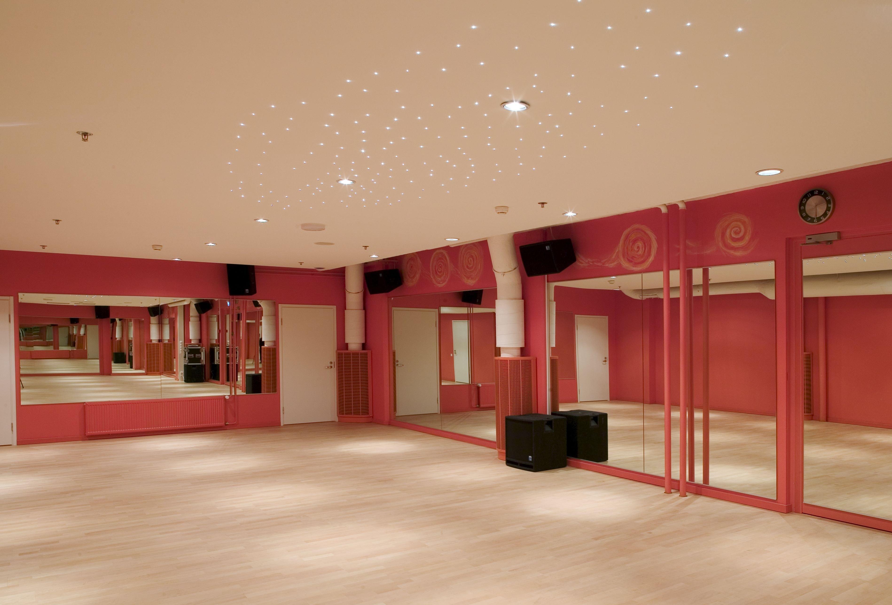 Готель Crowne Plaza Helsinki - Hesperia By Ihg Екстер'єр фото