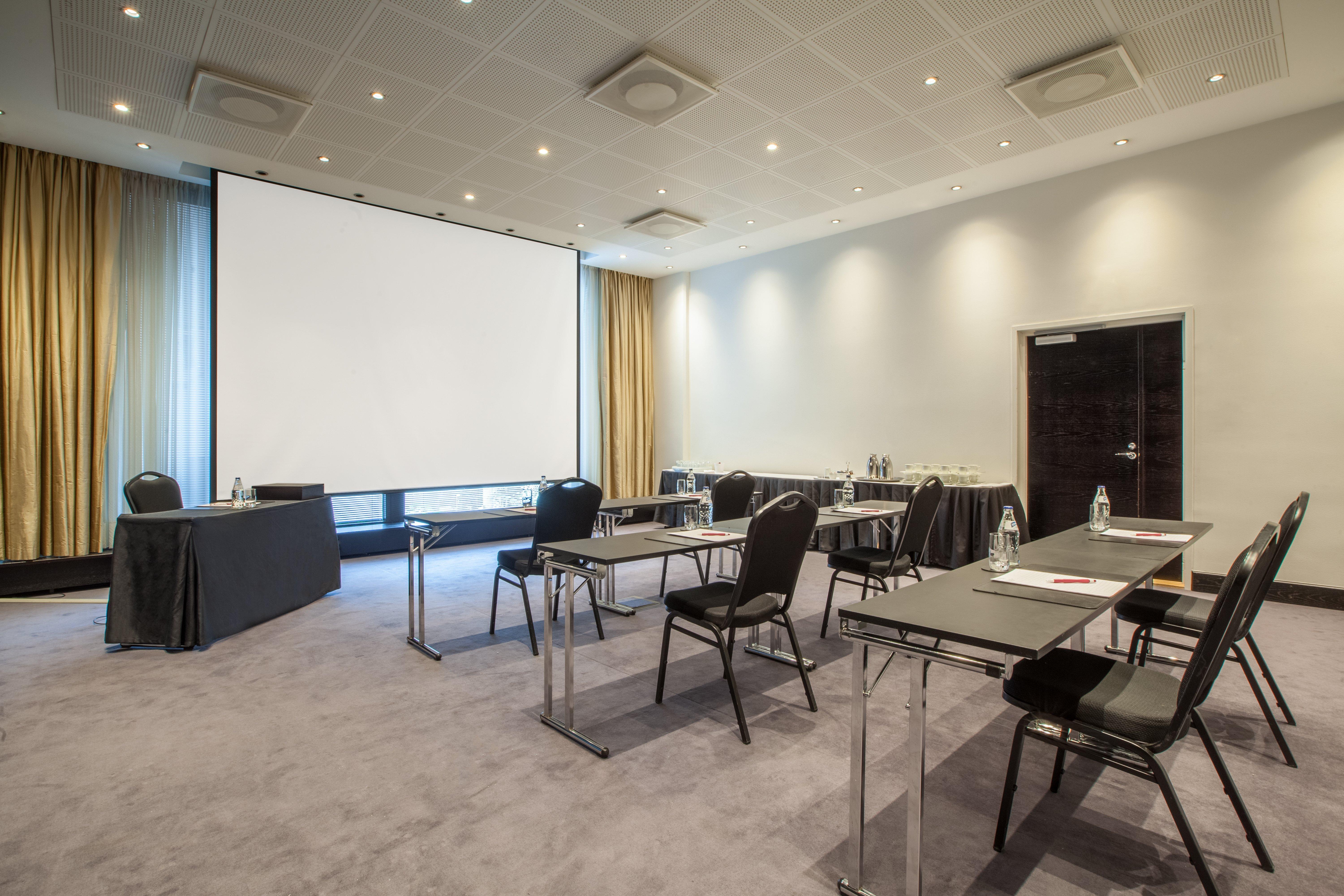 Готель Crowne Plaza Helsinki - Hesperia By Ihg Екстер'єр фото