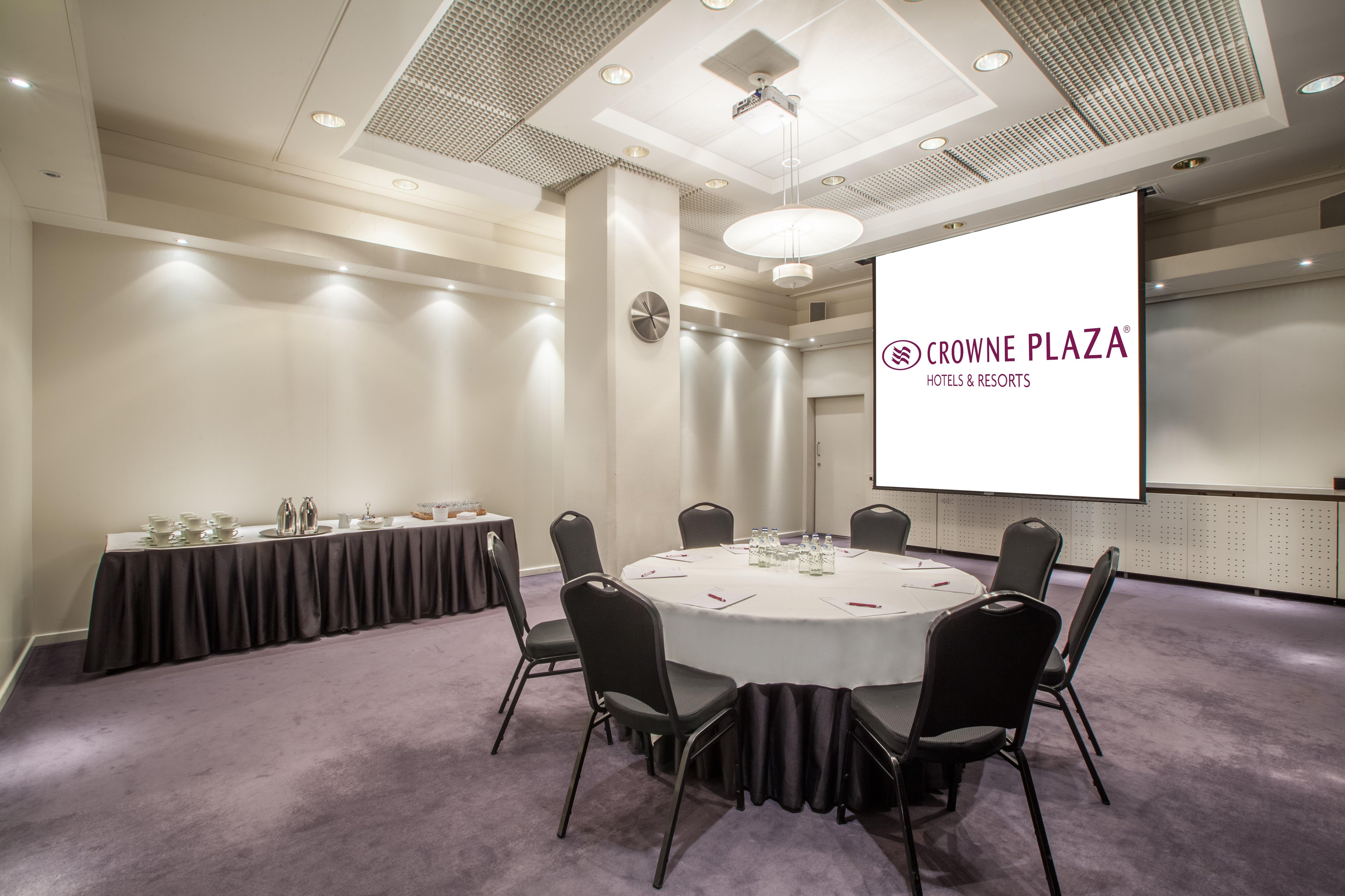 Готель Crowne Plaza Helsinki - Hesperia By Ihg Екстер'єр фото