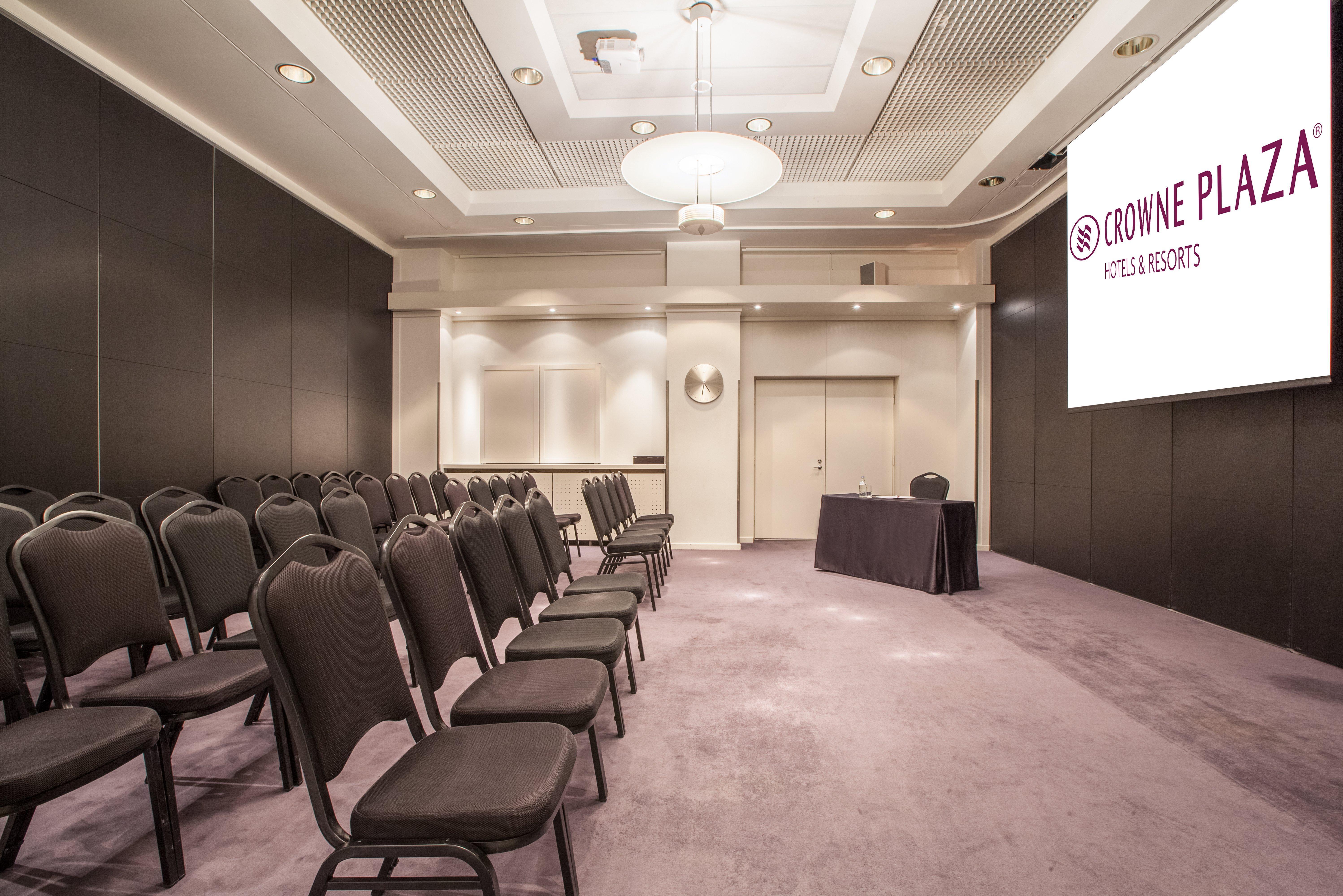 Готель Crowne Plaza Helsinki - Hesperia By Ihg Екстер'єр фото