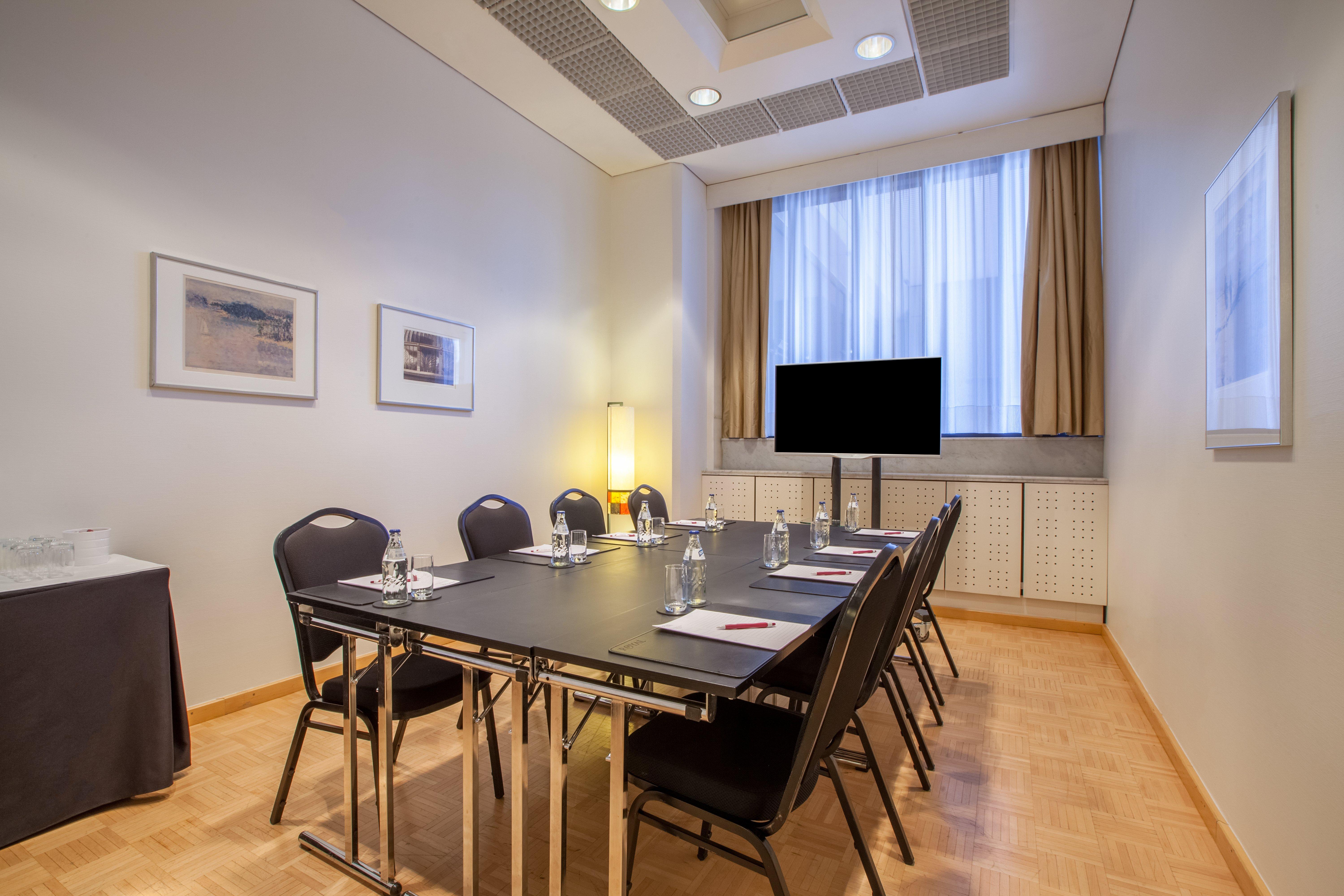Готель Crowne Plaza Helsinki - Hesperia By Ihg Екстер'єр фото